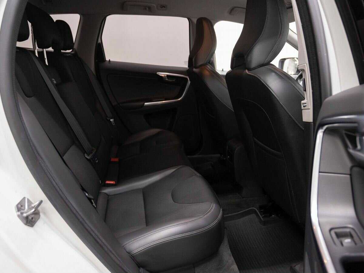 Volvo XC60, 2017 Фото №10