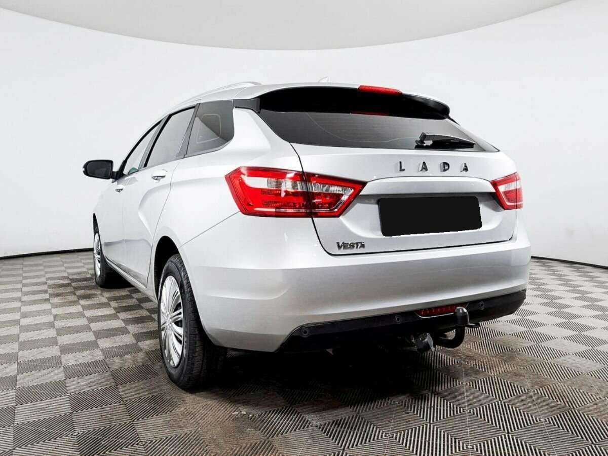 Lada (ВАЗ) Vesta SW, 2020 Фото №7