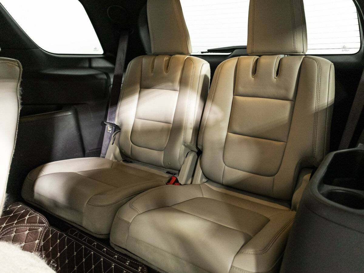 Ford Explorer, 2012 Фото №13