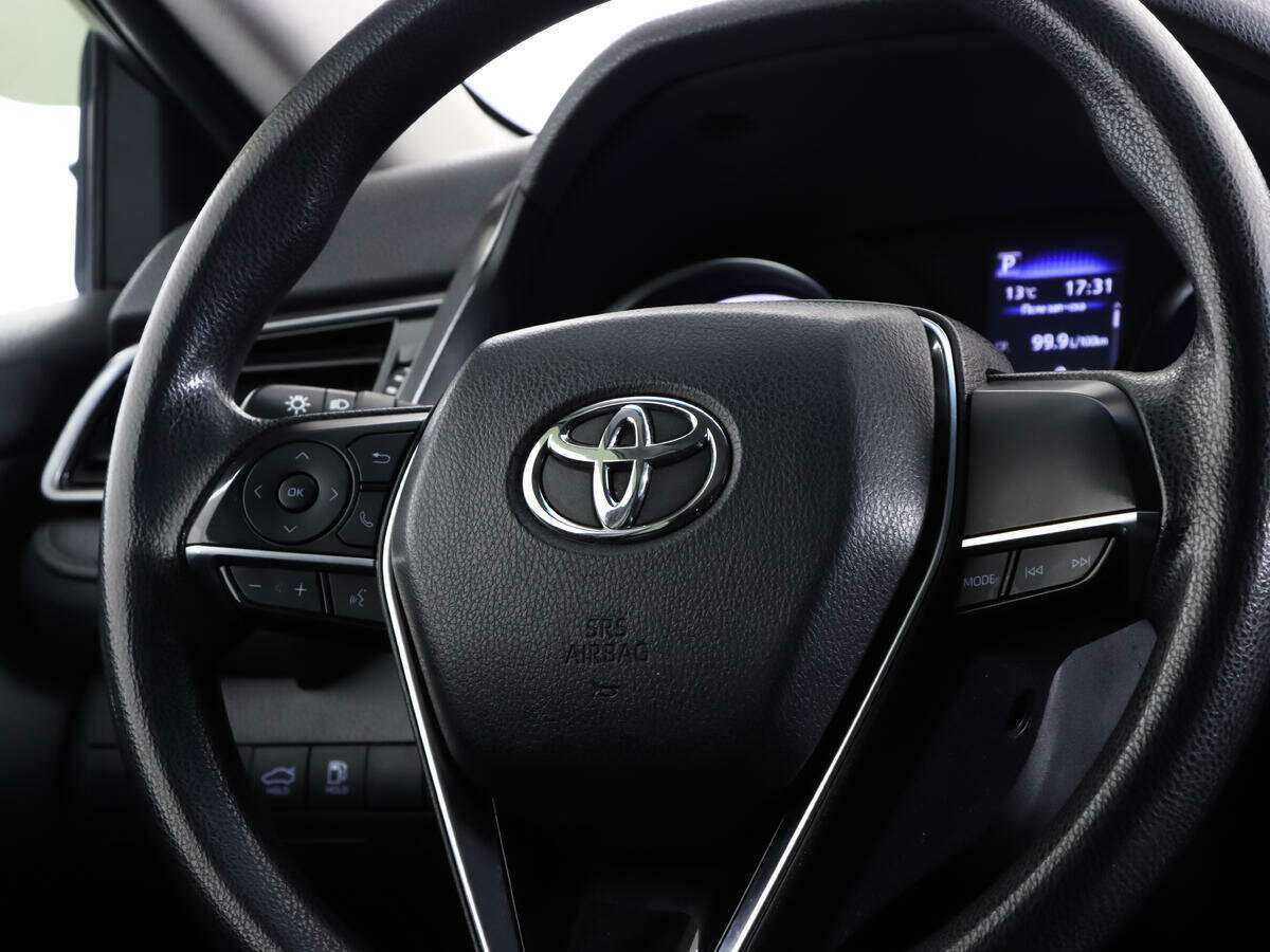Toyota Camry, 2021 Фото №11