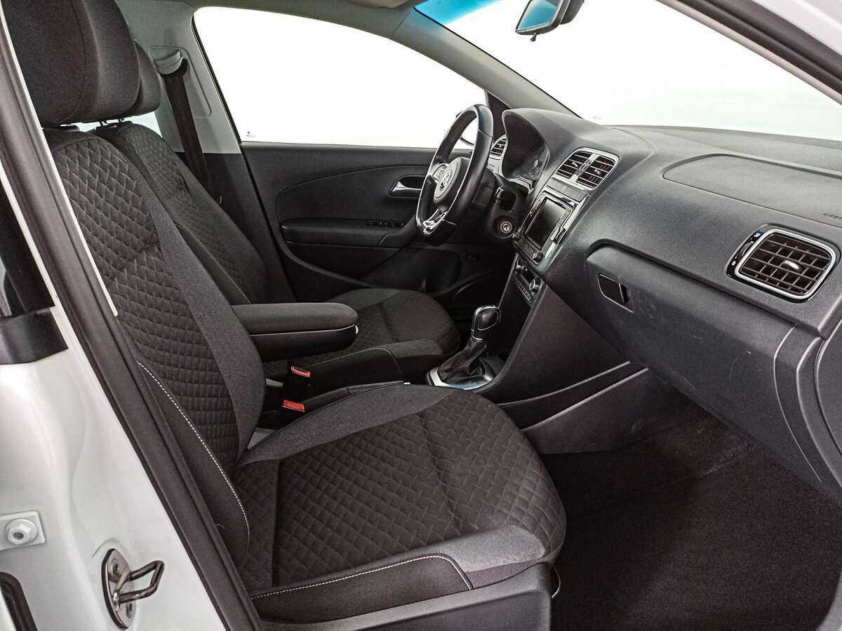 Volkswagen Polo, 2018 Фото №8