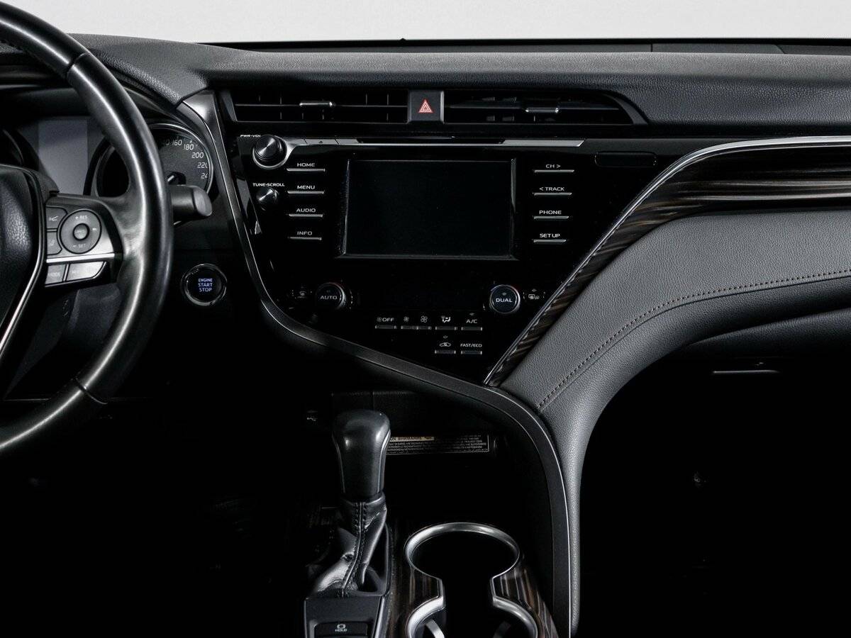 Toyota Camry, 2018 Фото №13