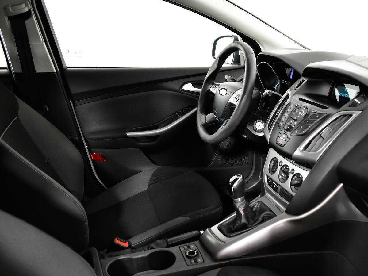 Ford Focus, 2015 Фото №9