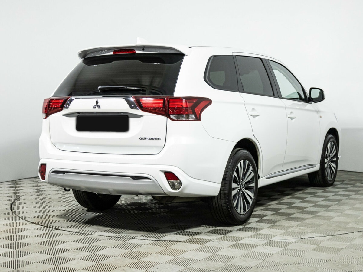 Mitsubishi Outlander III Рестайлинг 3, 2022 Фото №4