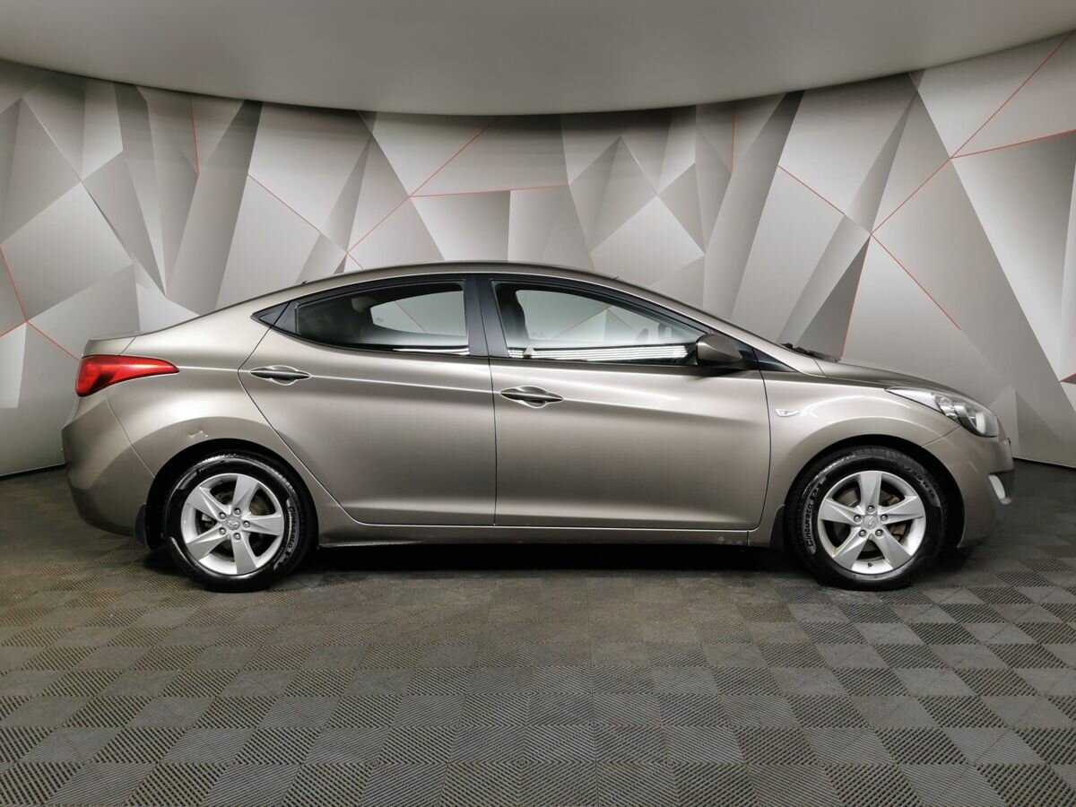 Hyundai Elantra, 2012 Фото №6