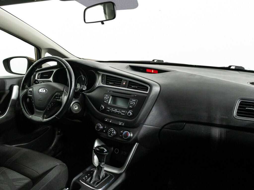 Kia Ceed, 2016 Фото №9