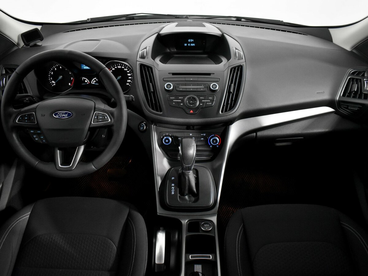 Ford Kuga II Рестайлинг, 2019 Фото №11