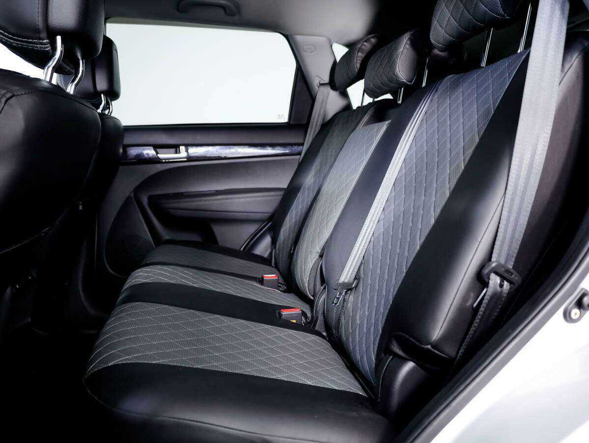 Kia Sorento, 2018 Фото №13