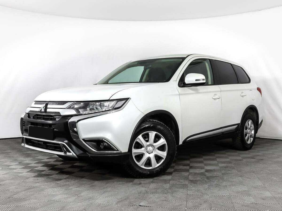 Mitsubishi Outlander, 2018 Фото №1