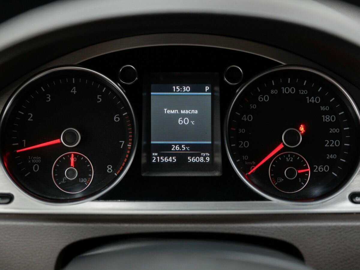 Volkswagen Passat, 2012 Фото №21