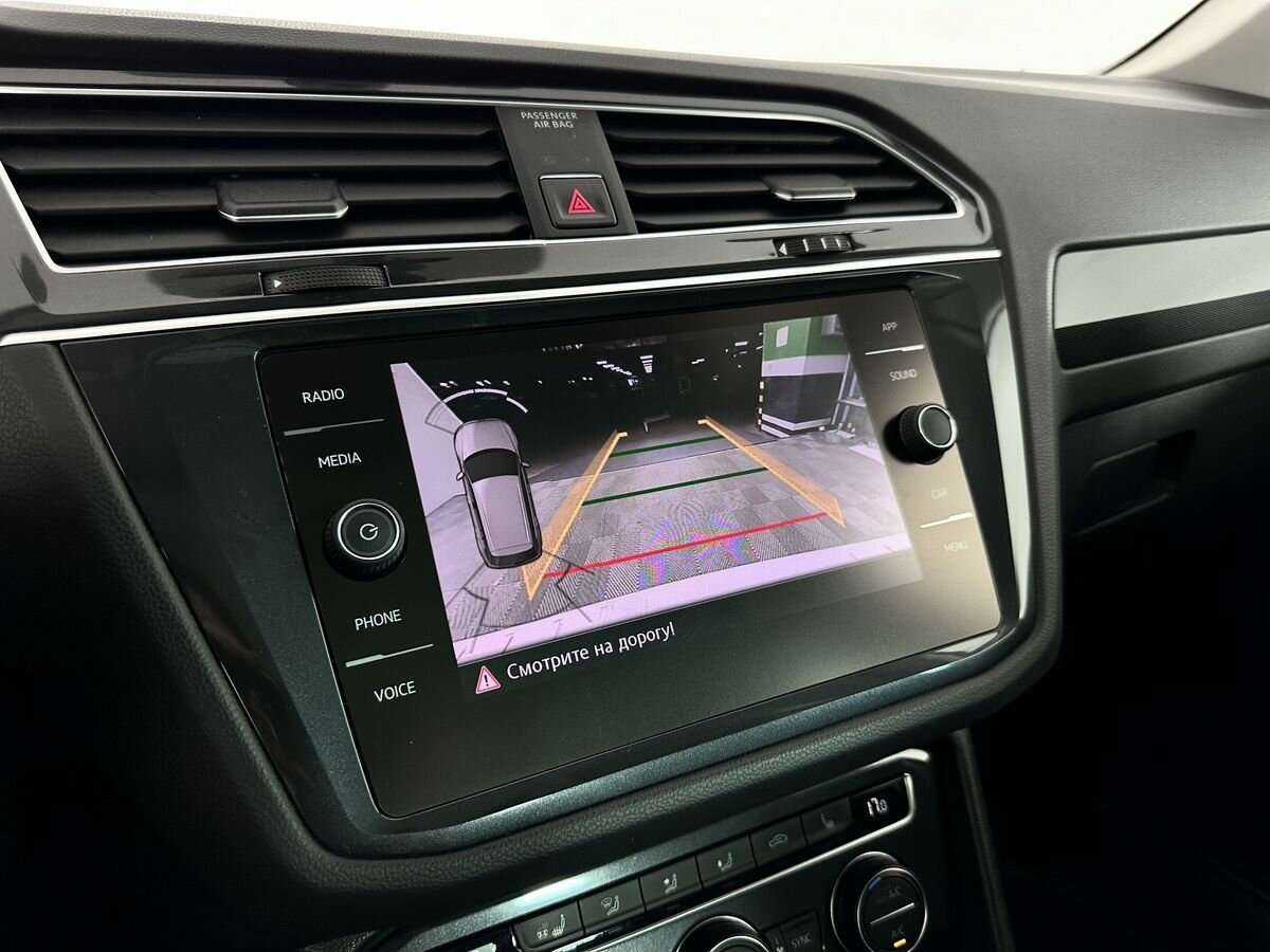 Volkswagen Tiguan, 2018 Фото №15