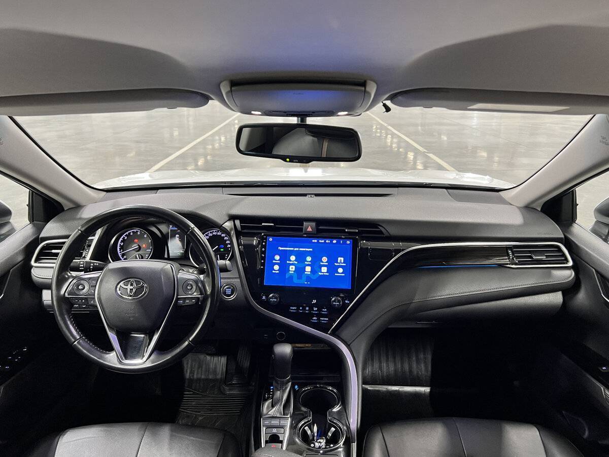 Toyota Camry, 2018 Фото №14
