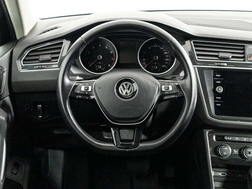 Volkswagen Tiguan, 2020 Фото №20