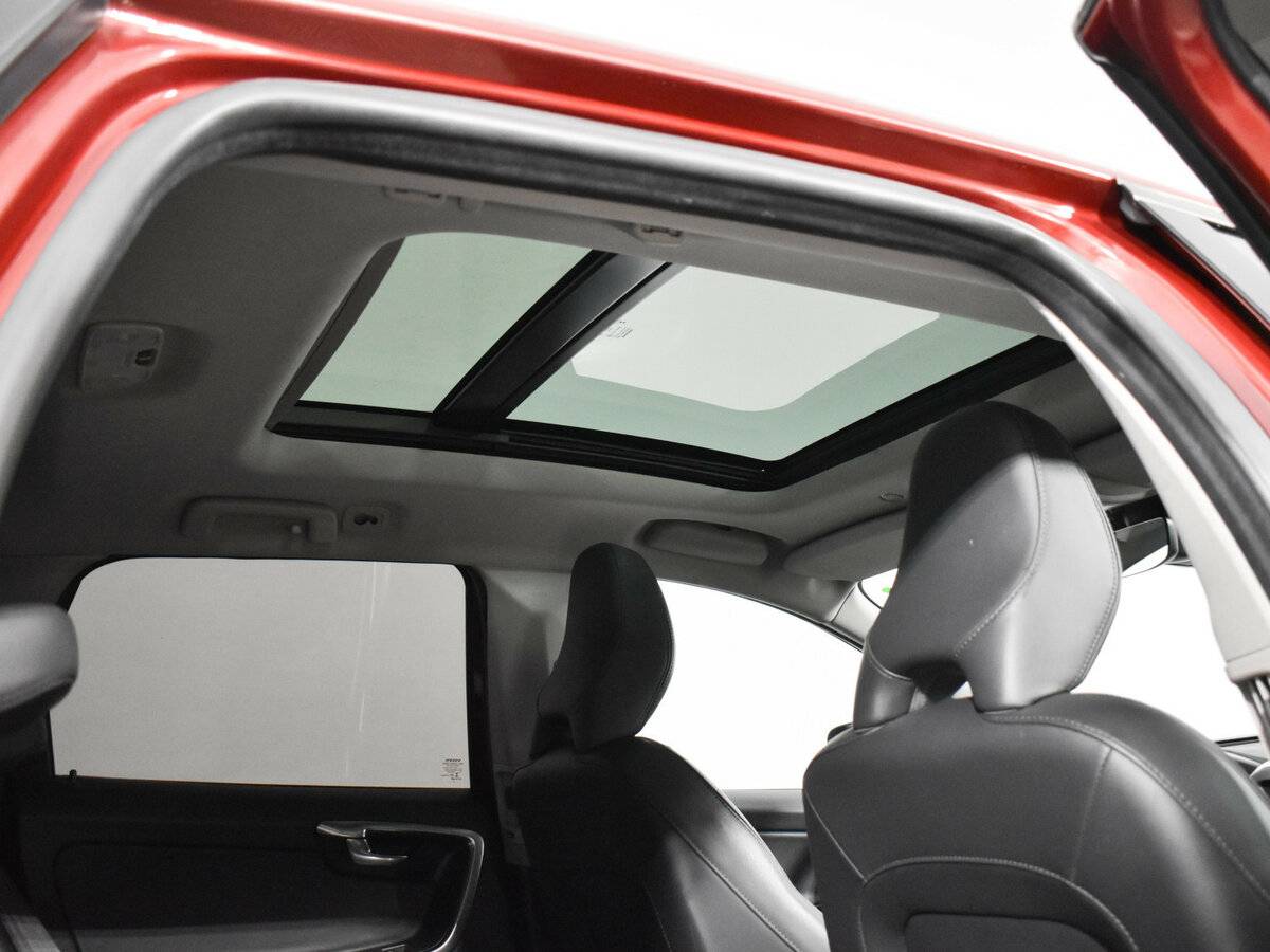 Volvo XC60 I Рестайлинг, 2015 Фото №15