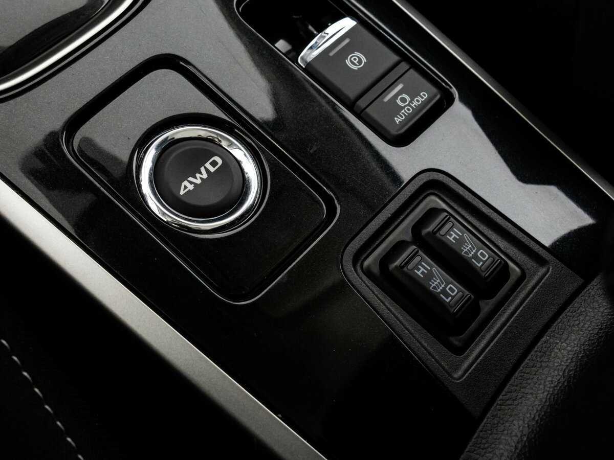 Mitsubishi Outlander, 2018 Фото №12