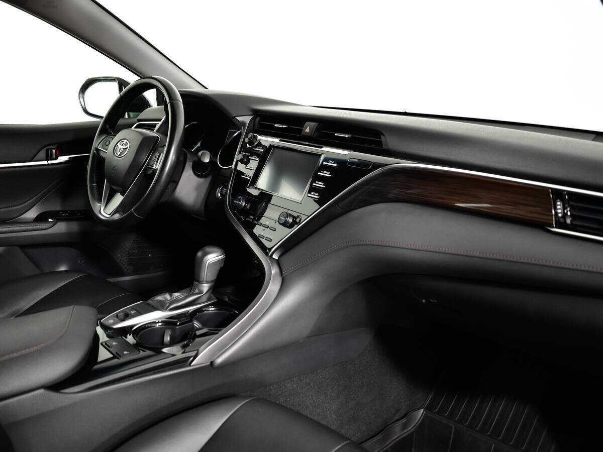 Toyota Camry, 2019 Фото №9