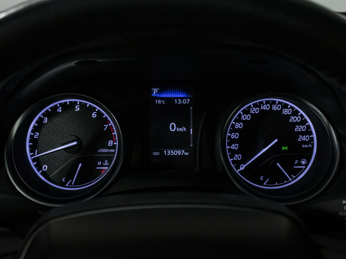 Toyota Camry VIII (XV70) Рестайлинг, 2021 Фото №11