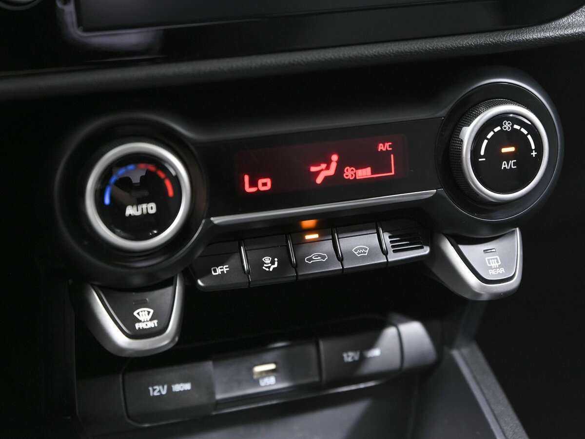 Kia Rio, 2020 Фото №13