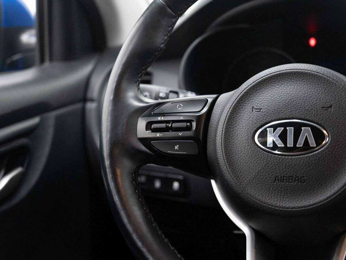 Kia Rio, 2018 Фото №14