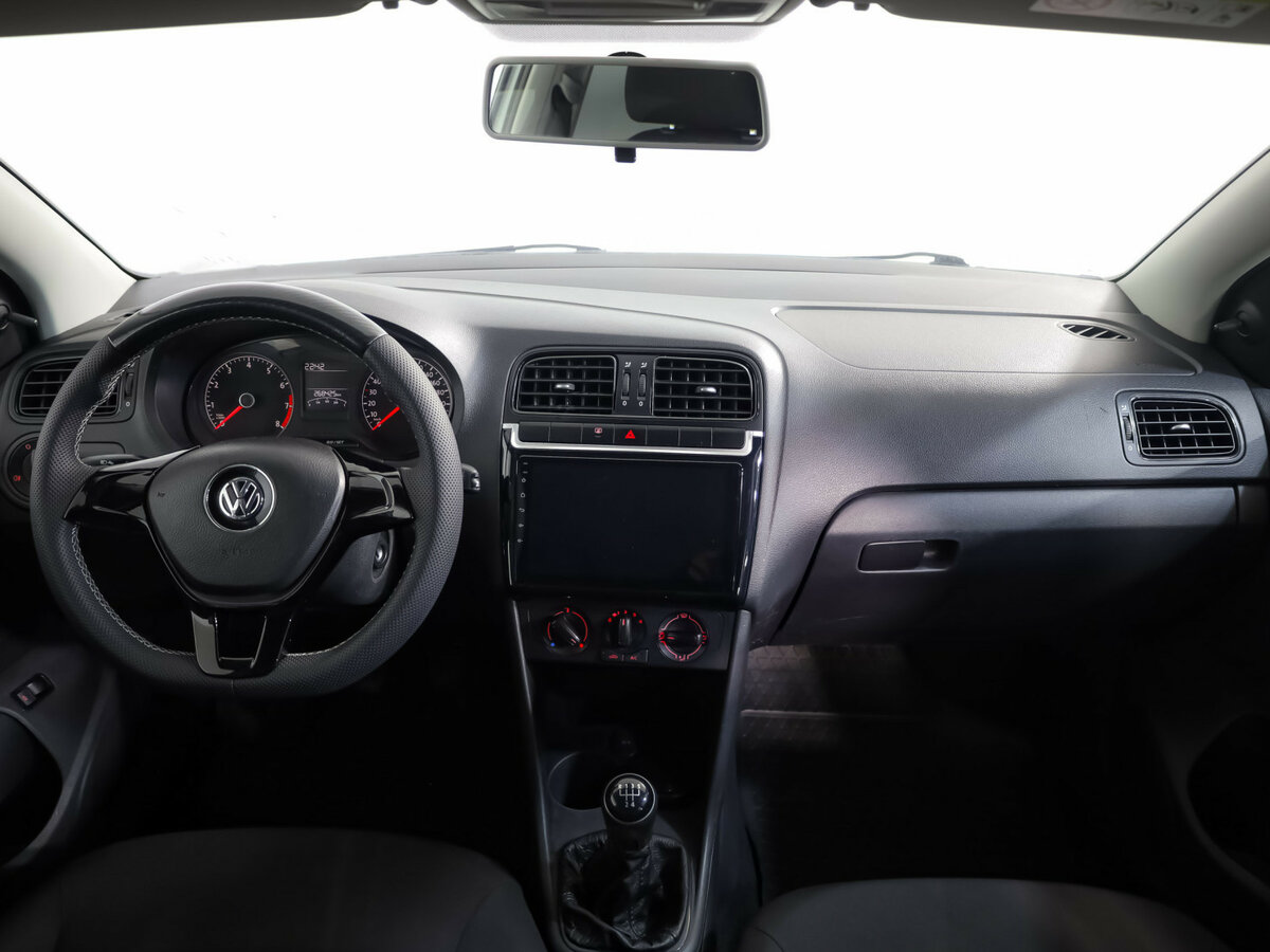 Volkswagen Polo V Рестайлинг, 2018 Фото №8