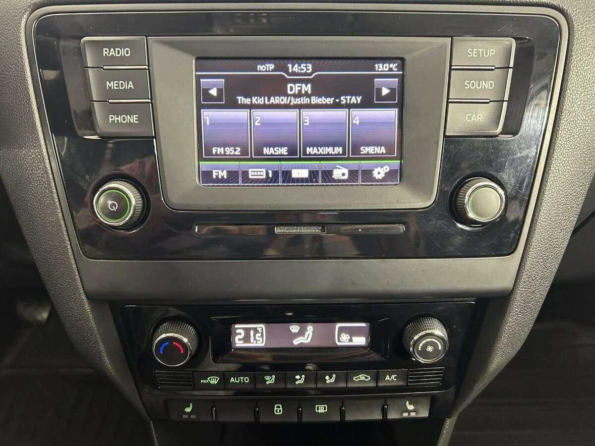 Skoda Rapid, 2016 Фото №12