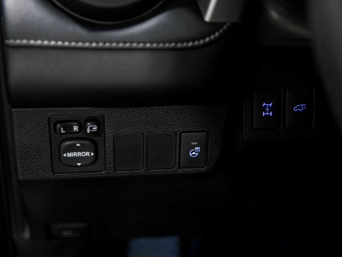 Toyota RAV4, 2017 Фото №15