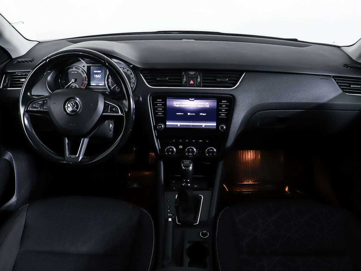 Skoda Octavia, 2018 Фото №12