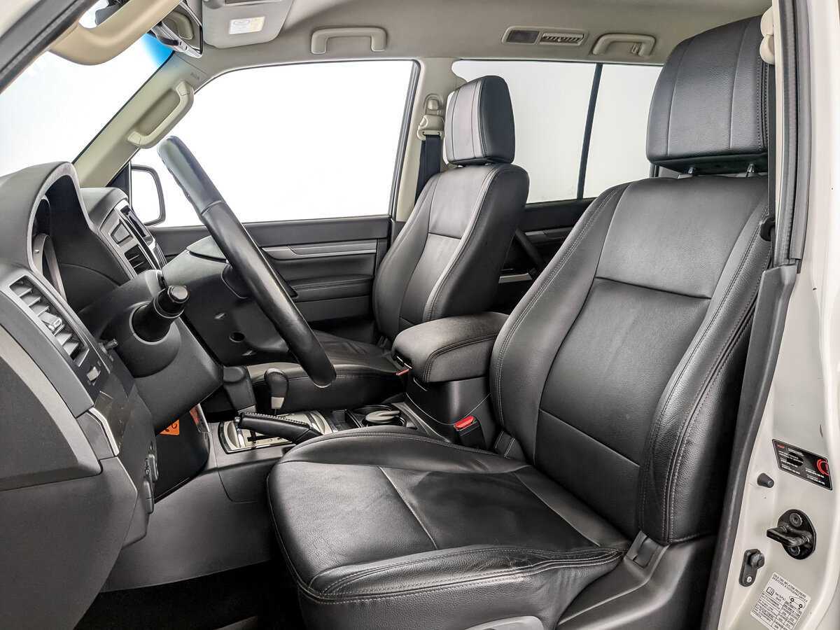 Mitsubishi Pajero, 2019 Фото №20