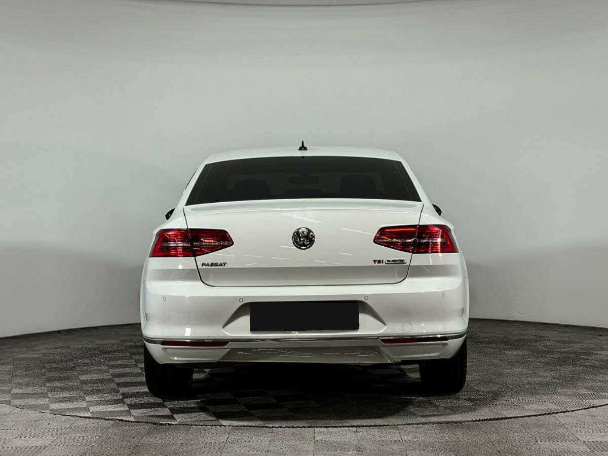 Volkswagen Passat, 2017 Фото №6