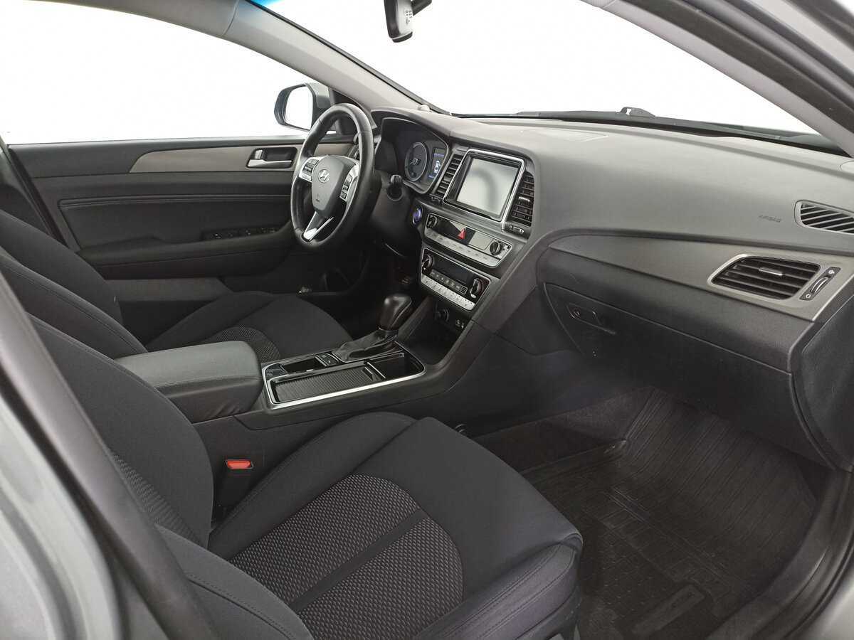 Hyundai Sonata, 2018 Фото №9