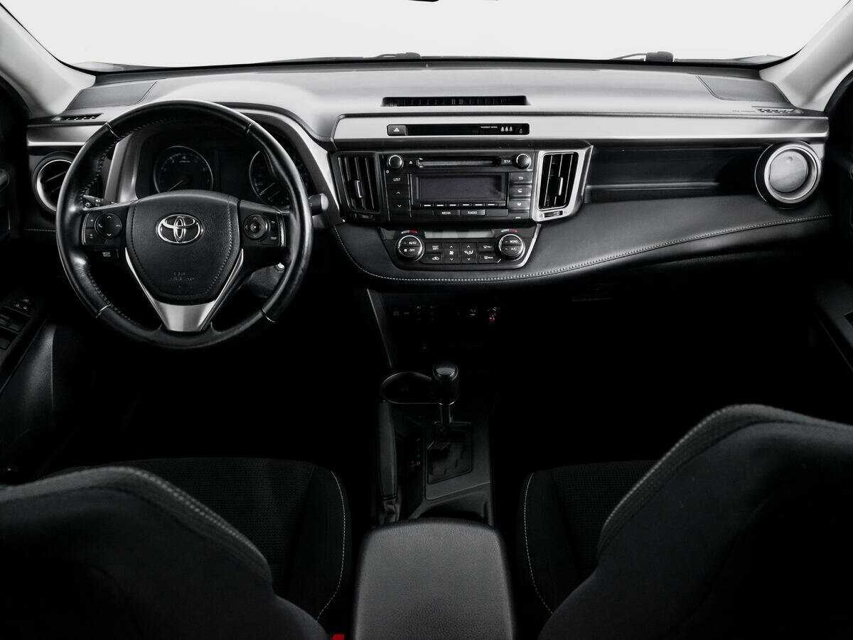 Toyota RAV4, 2018 Фото №12
