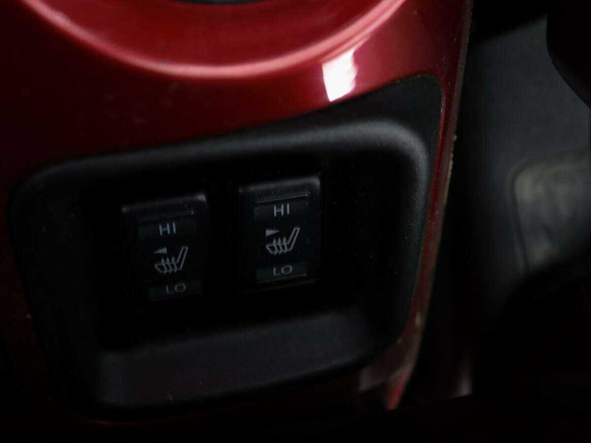 Nissan Juke, 2012 Фото №17