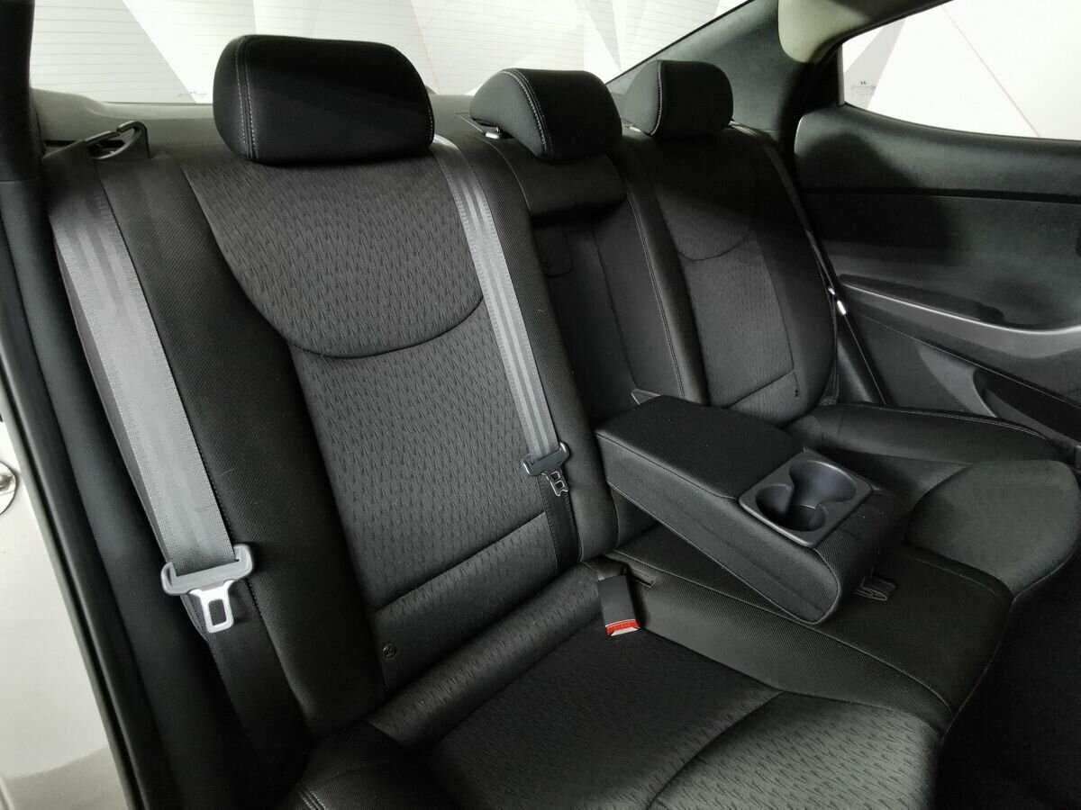 Hyundai Elantra, 2012 Фото №13