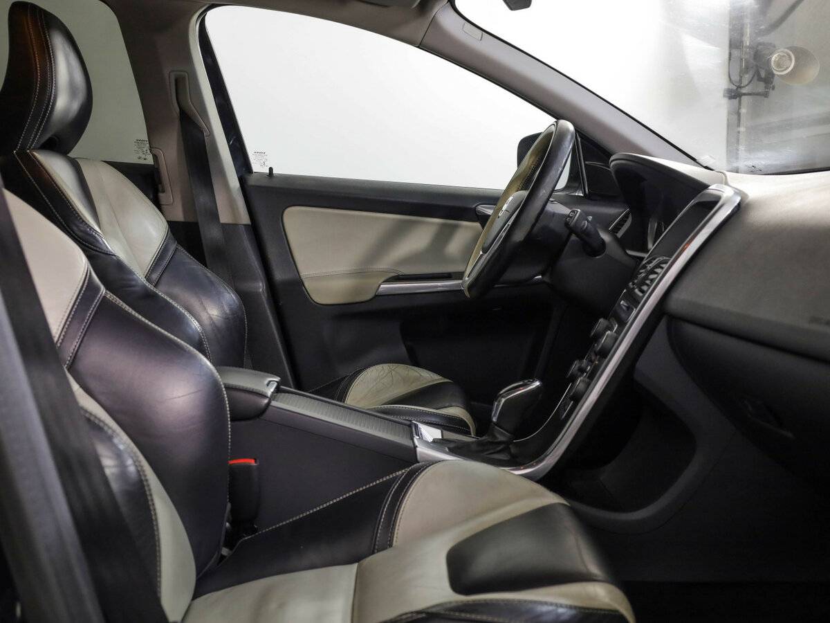Volvo XC60 I Рестайлинг, 2013 Фото №22