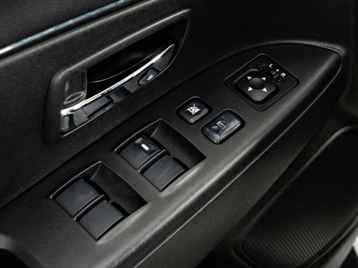 Mitsubishi ASX, 2012 Фото №13