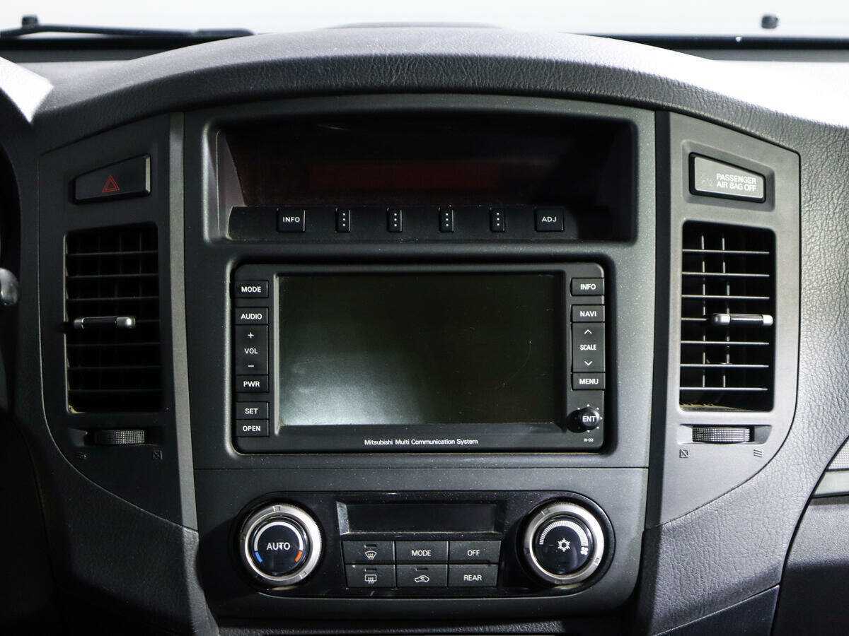 Mitsubishi Pajero, 2012 Фото №11