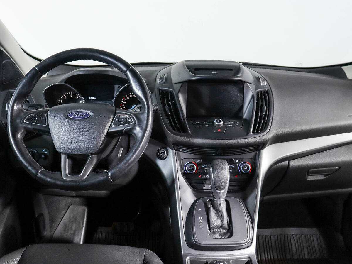 Ford Kuga, 2017 Фото №10