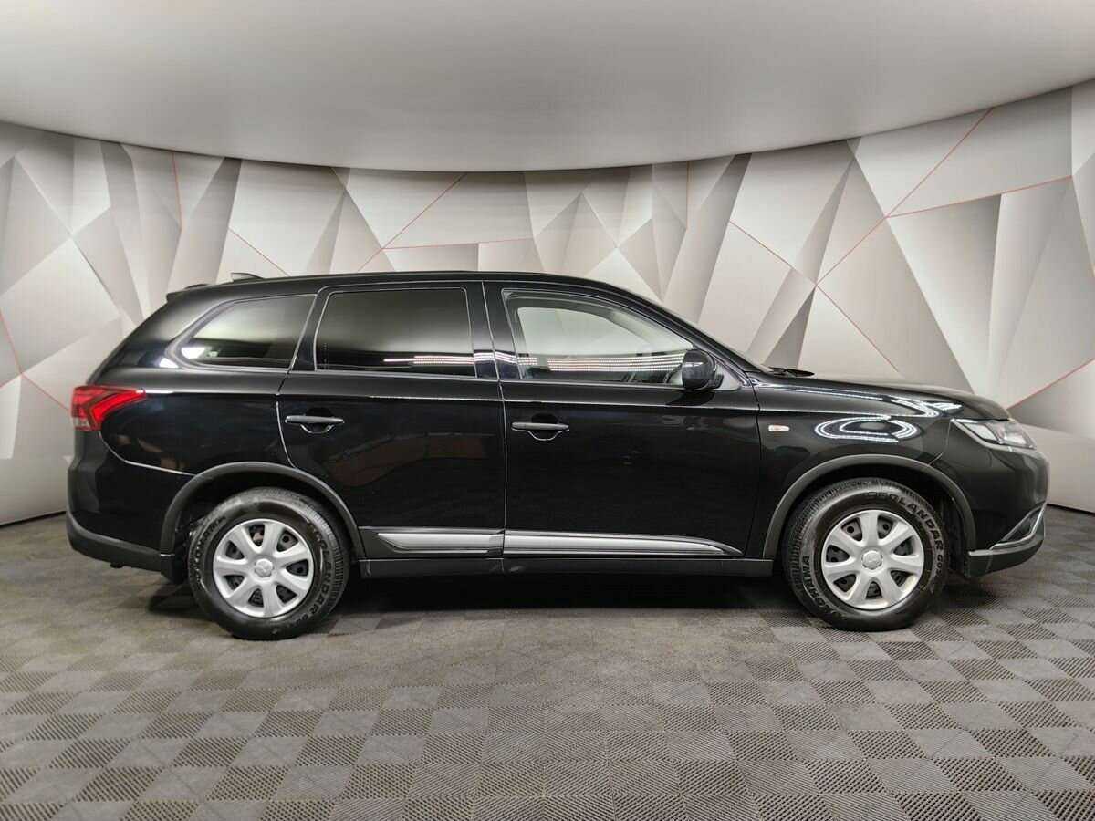 Mitsubishi Outlander, 2020 Фото №6