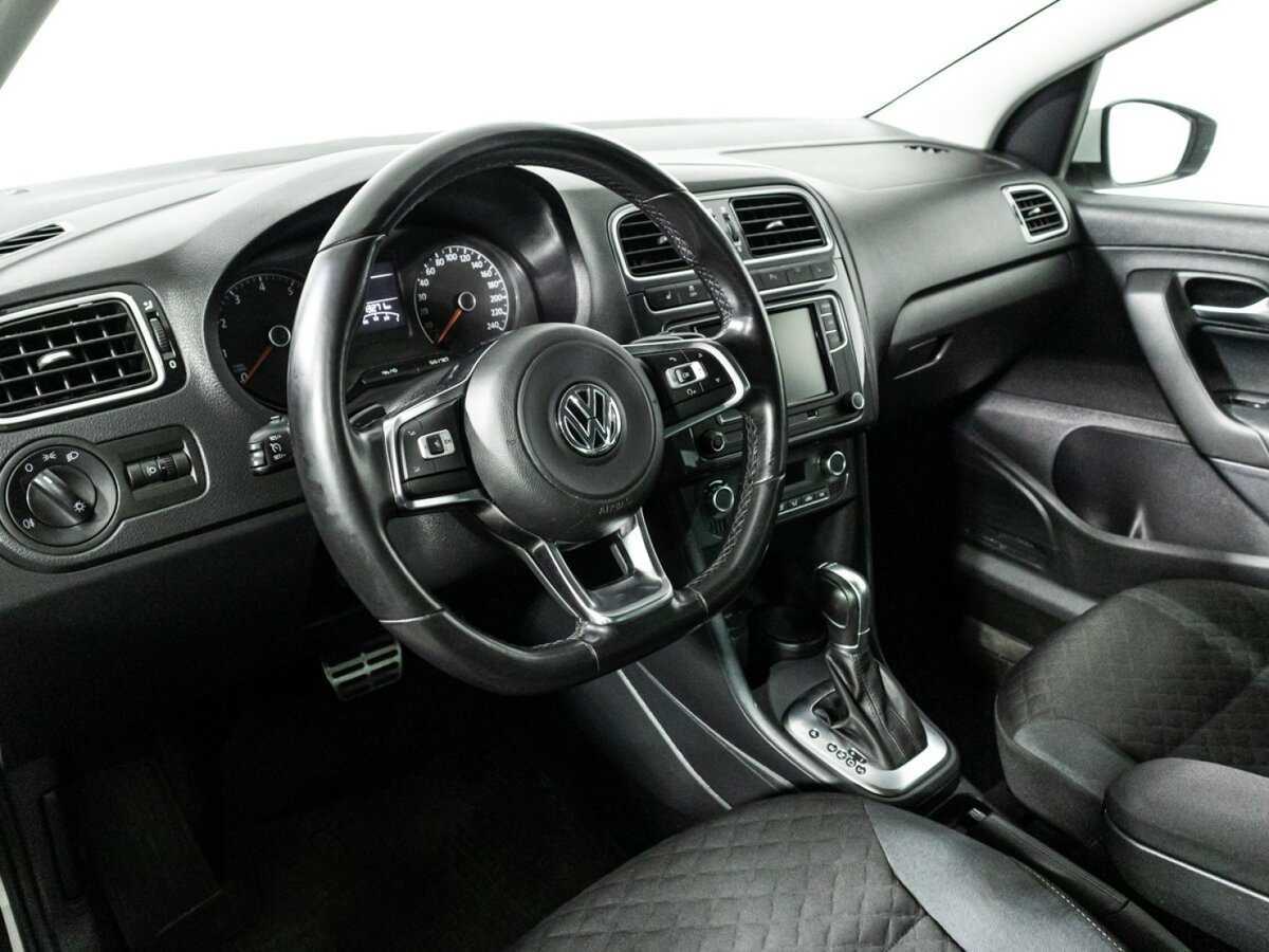 Volkswagen Polo, 2018 Фото №11