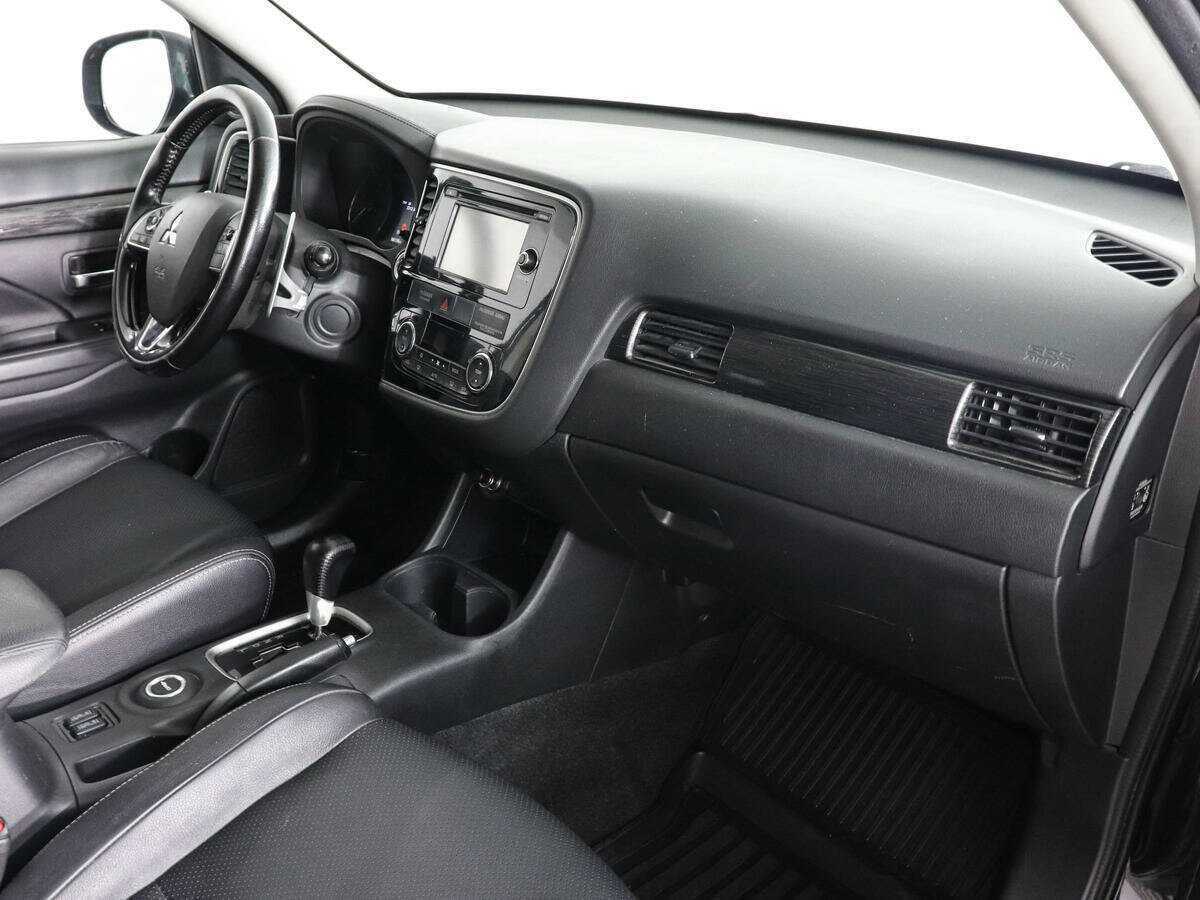 Mitsubishi Outlander, 2016 Фото №10