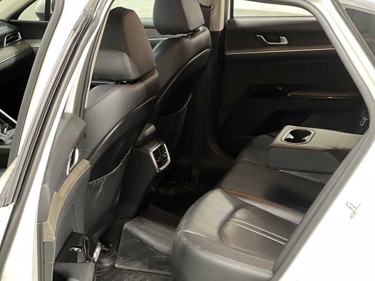 Kia K5, 2020 Фото №12