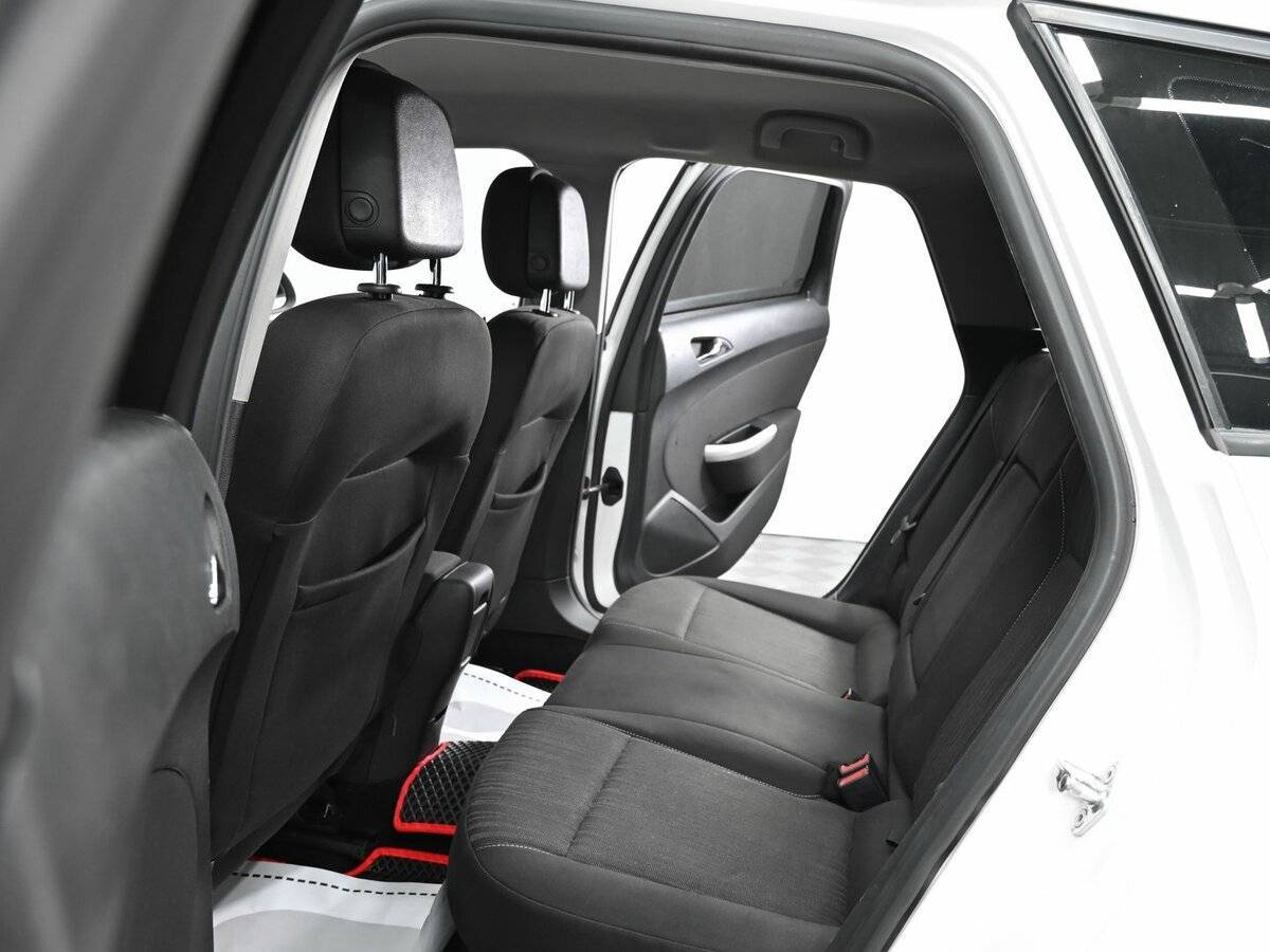 Opel Astra, 2012 Фото №13