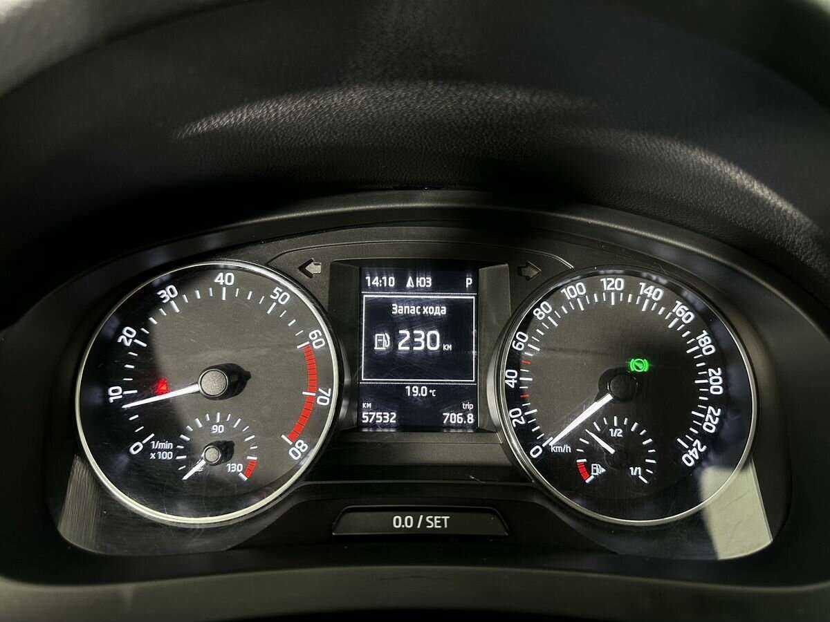 Skoda Rapid, 2016 Фото №13