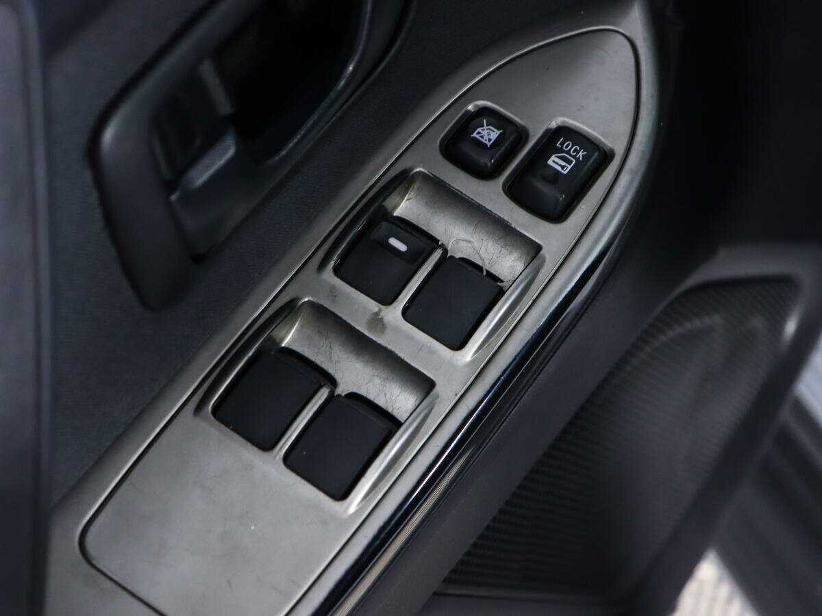 Mitsubishi Pajero, 2012 Фото №13