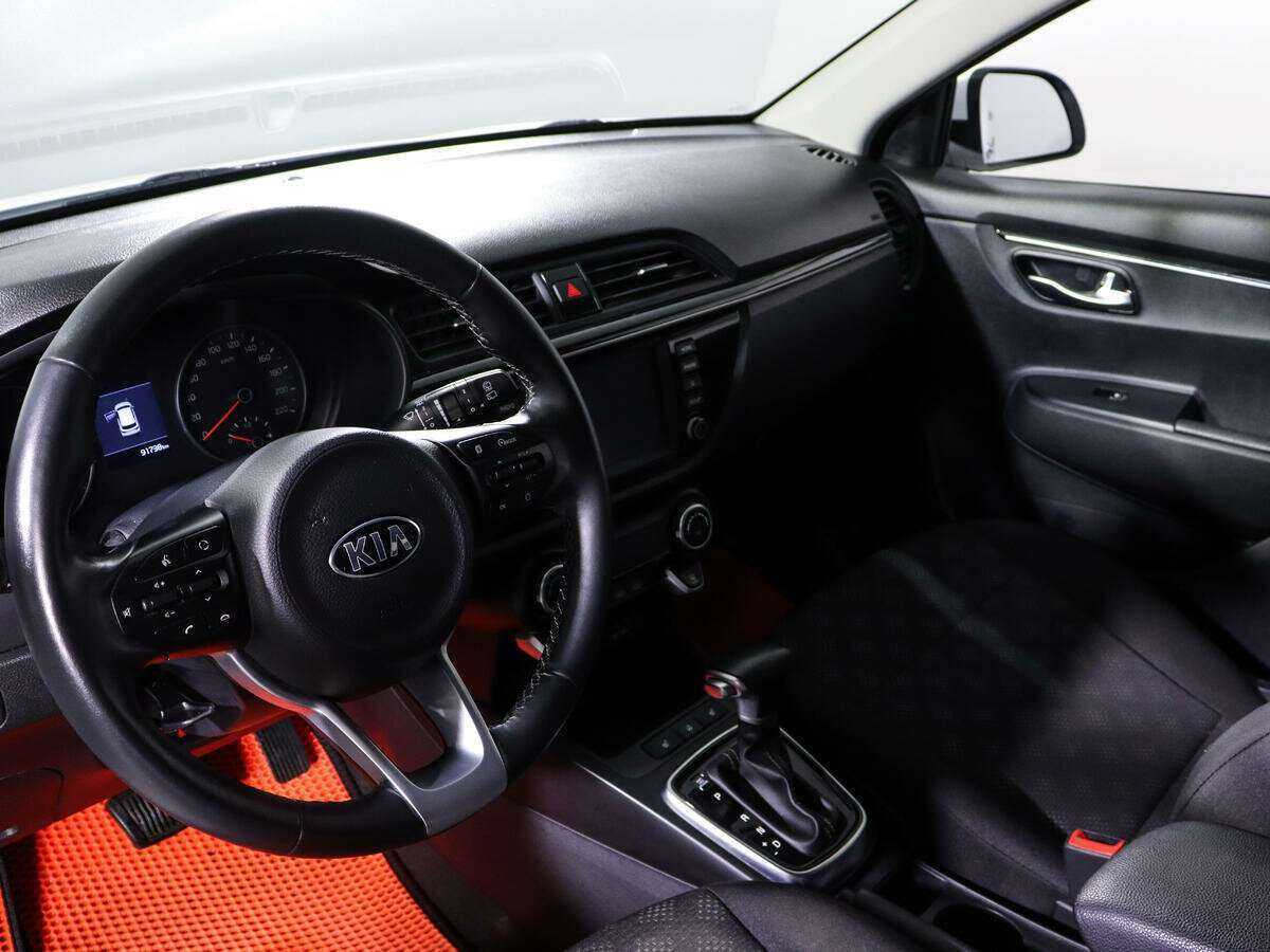 Kia Rio X-Line, 2019 Фото №14