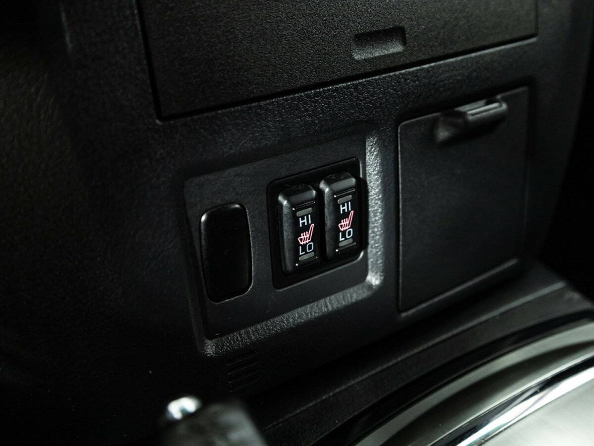 Mitsubishi Pajero IV Рестайлинг 2, 2015 Фото №17