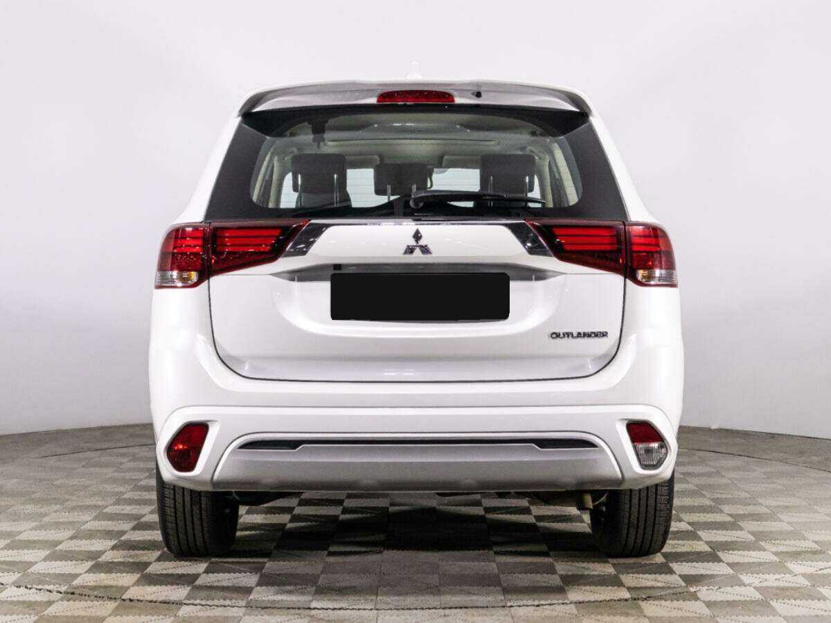Mitsubishi Outlander, 2022 Фото №5