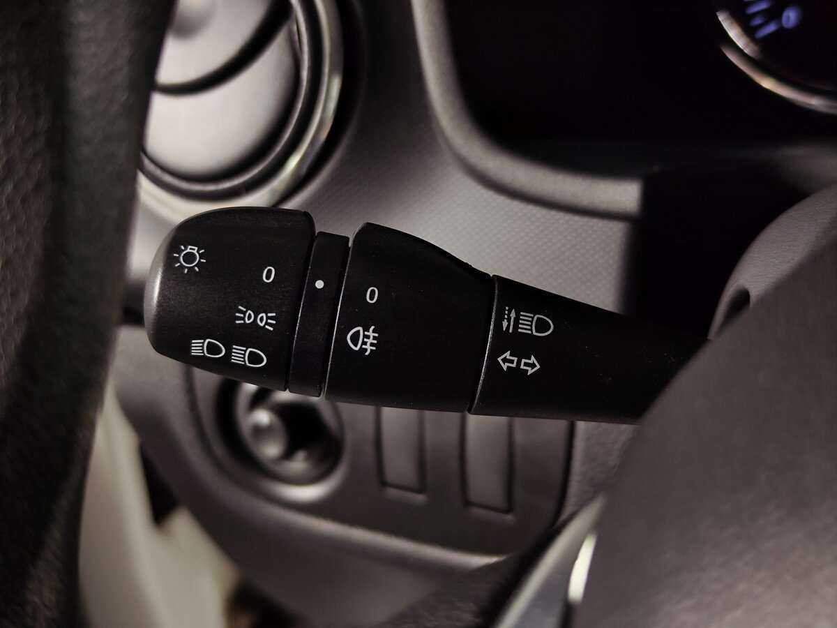 Renault Logan, 2019 Фото №14