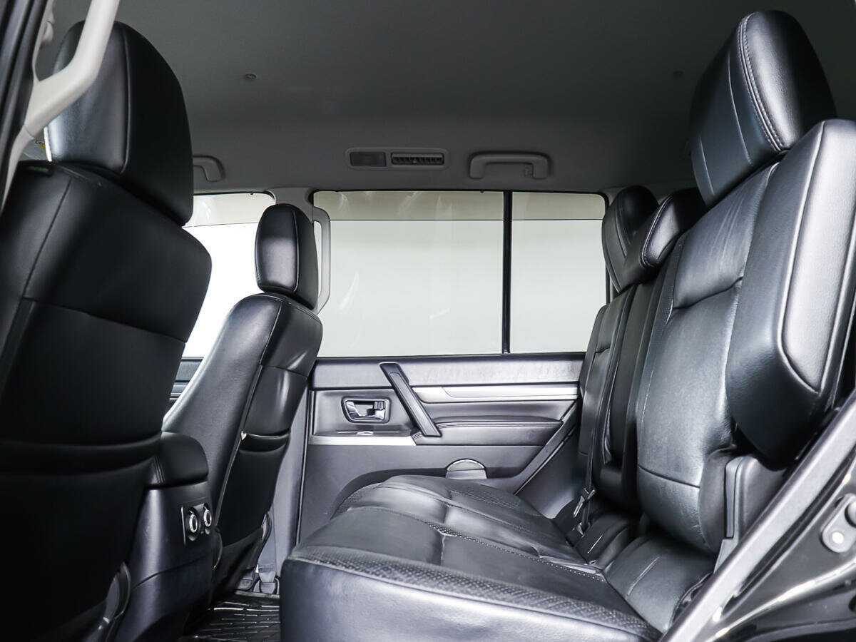 Mitsubishi Pajero, 2012 Фото №9