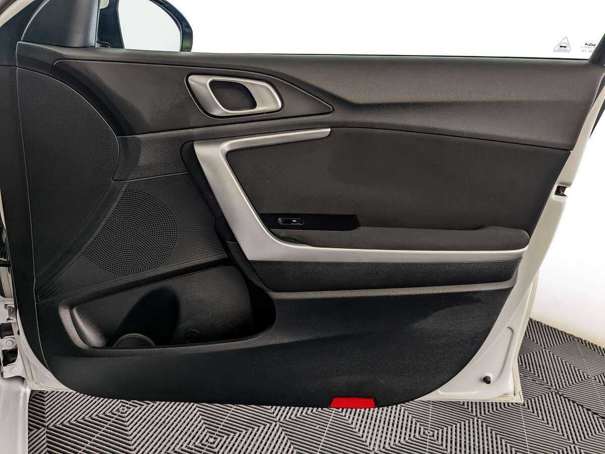 Kia Ceed, 2022 Фото №21